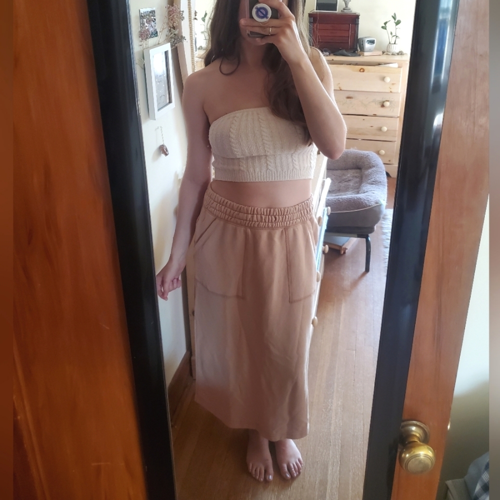 Small Aerie light brown (almost a pinky brown)  sweatshirt skirt. Maxi Skirt